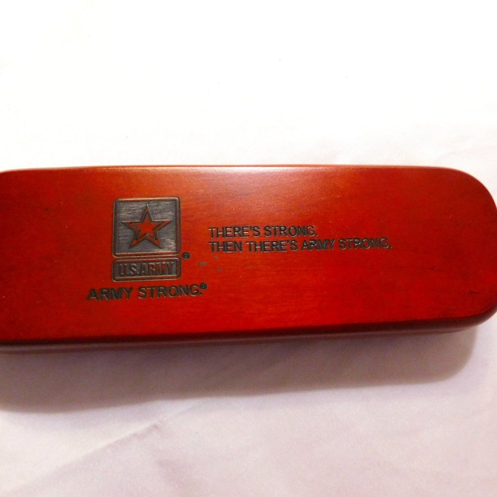 US Army Two Pen Set In Wooden Display Box - Picture 1 of 5